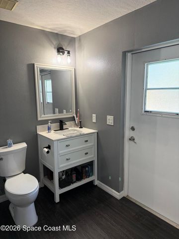 110 Ridgemont Circle SE, Palm Bay, FL 32909