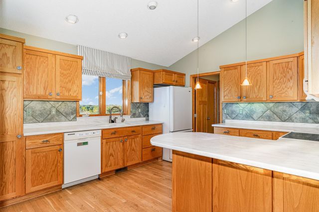 912 Aurora Circle, Red Wing, MN 55066