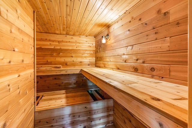 912 Aurora Circle, Red Wing, MN 55066