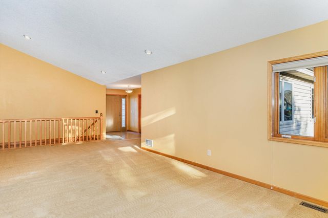 912 Aurora Circle, Red Wing, MN 55066