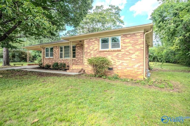 1622 Hampton Road NW, Huntsville, AL 35816