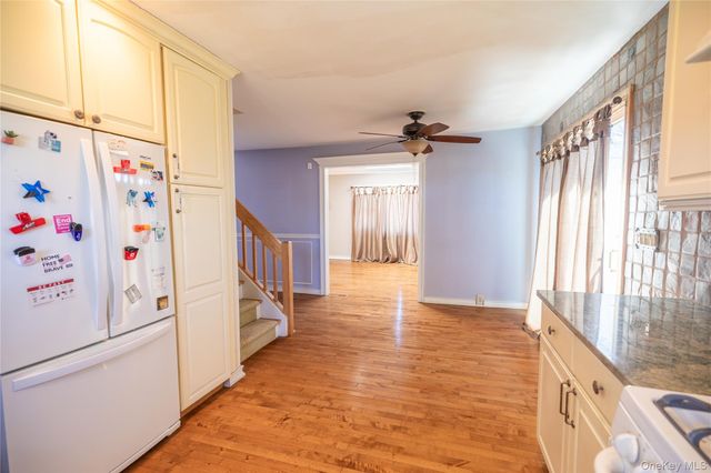 84 Rhoda Avenue, North Babylon, NY 11703