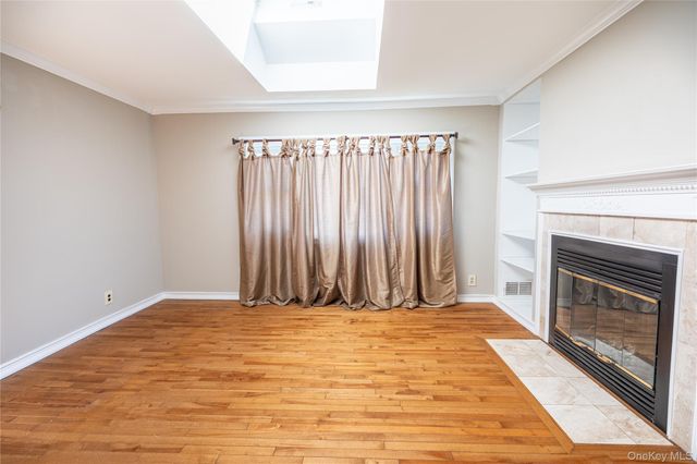 84 Rhoda Avenue, North Babylon, NY 11703