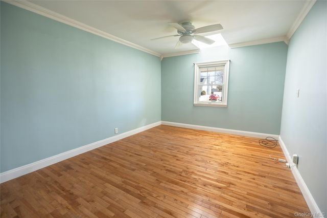 84 Rhoda Avenue, North Babylon, NY 11703