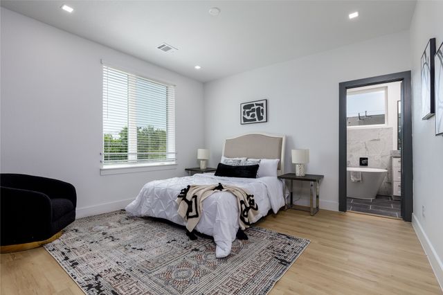 2801 Weisenberger Street 101, Fort Worth, TX 76107