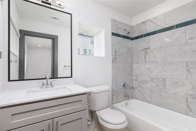 2801 Weisenberger Street 101, Fort Worth, TX 76107