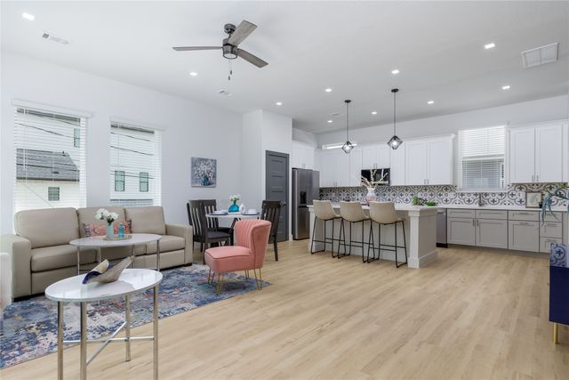 2801 Weisenberger Street 101, Fort Worth, TX 76107