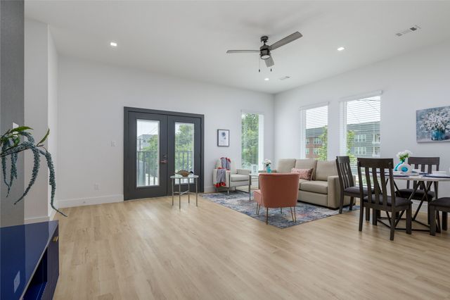 2801 Weisenberger Street 101, Fort Worth, TX 76107