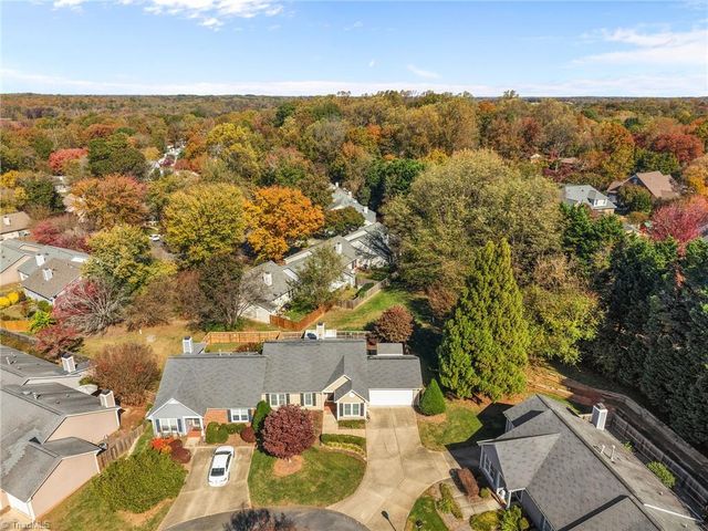 5006 Heathridge Terrace, Greensboro, NC 27410