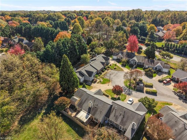 5006 Heathridge Terrace, Greensboro, NC 27410