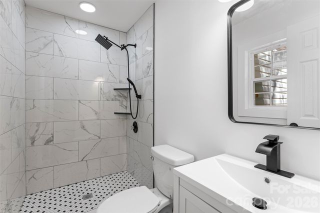 5316 Rupert Lane, Charlotte, NC 28215