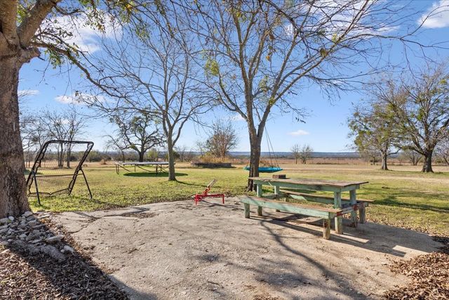 1591 Highway 144, Meridian, TX 76665