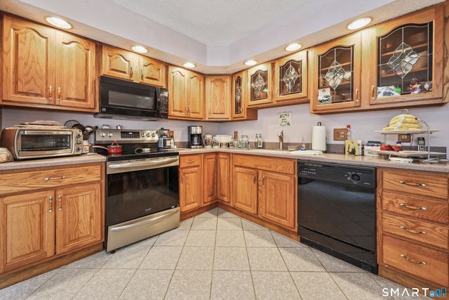 2780 Meriden Waterbury Turnpike, Southington, CT 06444