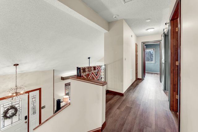 1541 S Wild Oaks Drive, Nixa, MO 65714