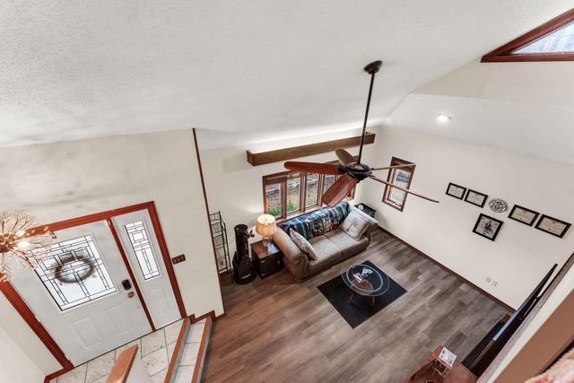 1541 S Wild Oaks Drive, Nixa, MO 65714