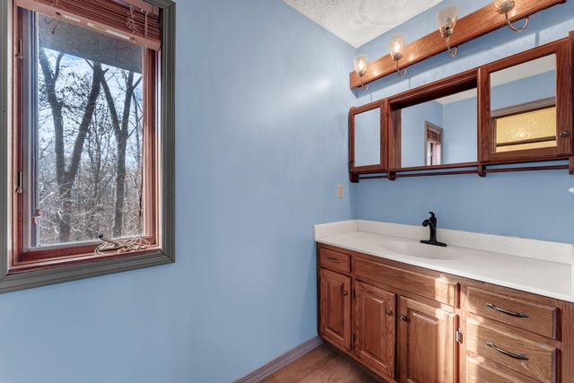 1541 S Wild Oaks Drive, Nixa, MO 65714