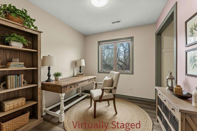 1541 S Wild Oaks Drive, Nixa, MO 65714