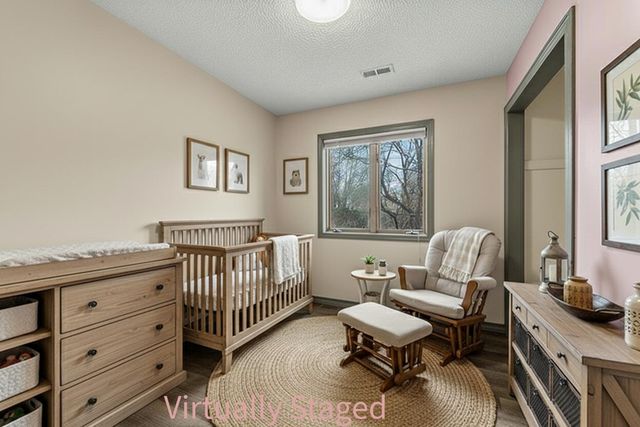 1541 S Wild Oaks Drive, Nixa, MO 65714