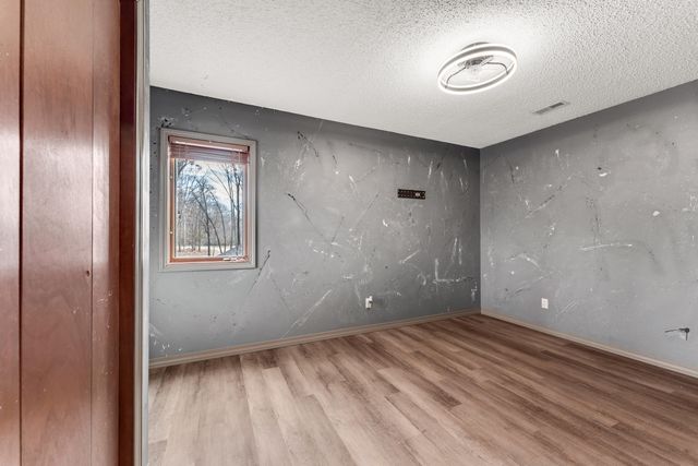 1541 S Wild Oaks Drive, Nixa, MO 65714