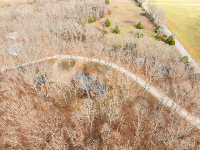 1541 S Wild Oaks Drive, Nixa, MO 65714