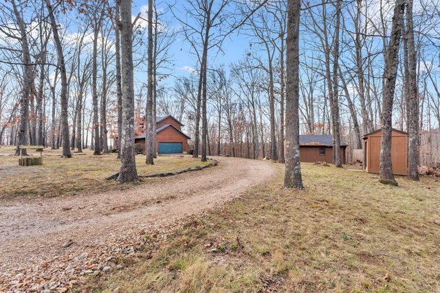 1541 S Wild Oaks Drive, Nixa, MO 65714