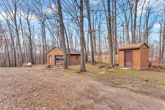 1541 S Wild Oaks Drive, Nixa, MO 65714