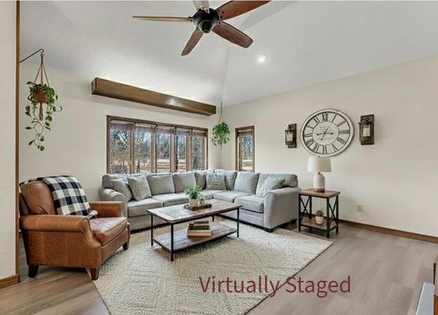 1541 S Wild Oaks Drive, Nixa, MO 65714