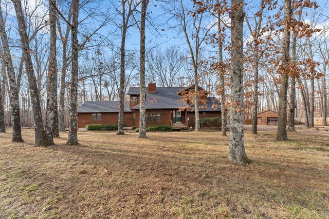 1541 S Wild Oaks Drive, Nixa, MO 65714