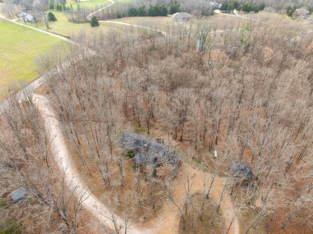 1541 S Wild Oaks Drive, Nixa, MO 65714