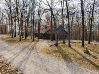 1541 S Wild Oaks Drive, Nixa, MO 65714