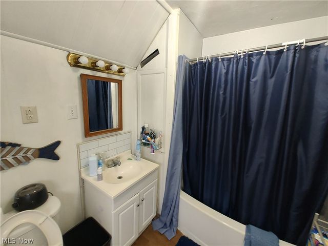 681 Madison Street, Conneaut, OH 44030