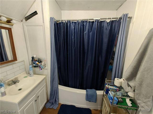 681 Madison Street, Conneaut, OH 44030