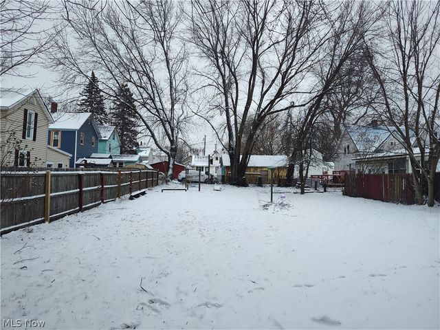 681 Madison Street, Conneaut, OH 44030