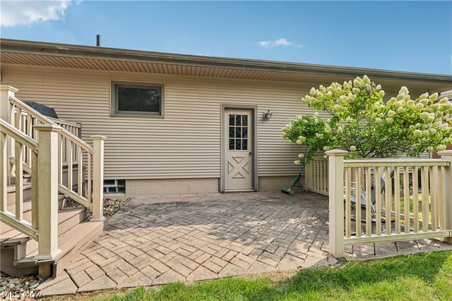 1458 Tamarisk Trail, Poland, OH 44514