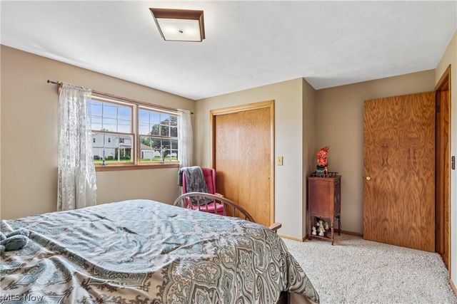 1458 Tamarisk Trail, Poland, OH 44514