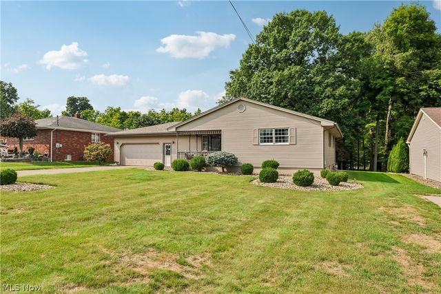 1458 Tamarisk Trail, Poland, OH 44514
