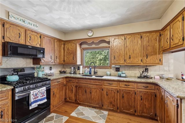 1458 Tamarisk Trail, Poland, OH 44514