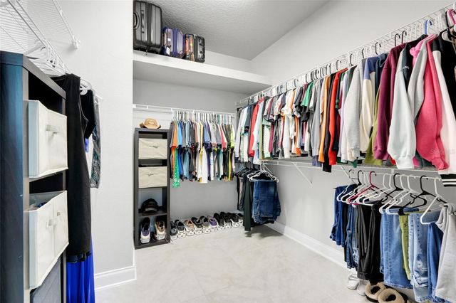 17106 HICKORY WIND DRIVE, Clermont, FL 34711