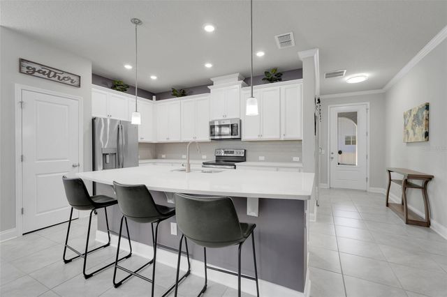 17106 HICKORY WIND DRIVE, Clermont, FL 34711