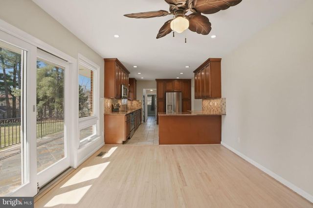 1800 GAYFIELDS DR, Silver Spring, MD 20906