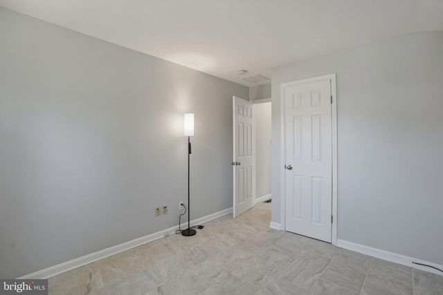 1800 GAYFIELDS DR, Silver Spring, MD 20906