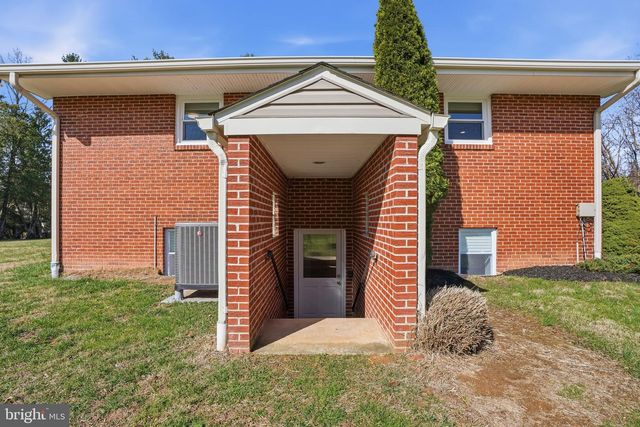 1800 GAYFIELDS DR, Silver Spring, MD 20906