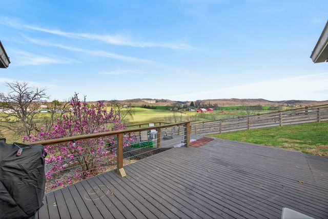 719 Monterey Hwy, Livingston, TN 38570