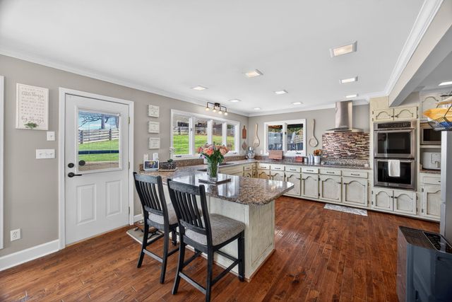 719 Monterey Hwy, Livingston, TN 38570