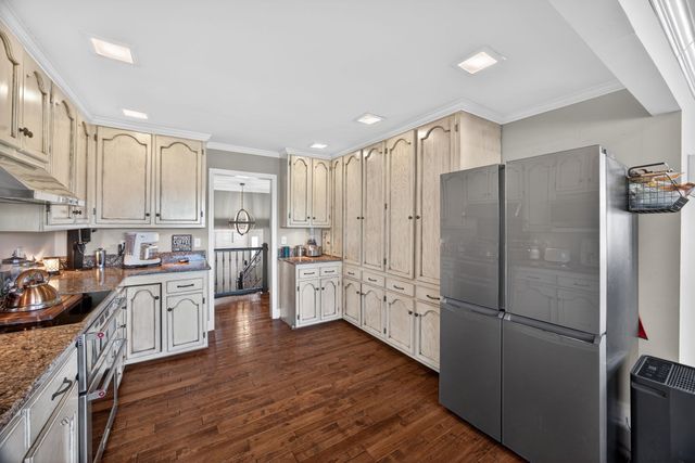 719 Monterey Hwy, Livingston, TN 38570