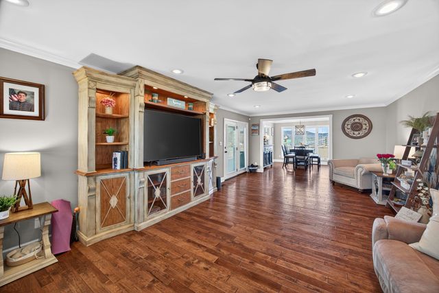 719 Monterey Hwy, Livingston, TN 38570