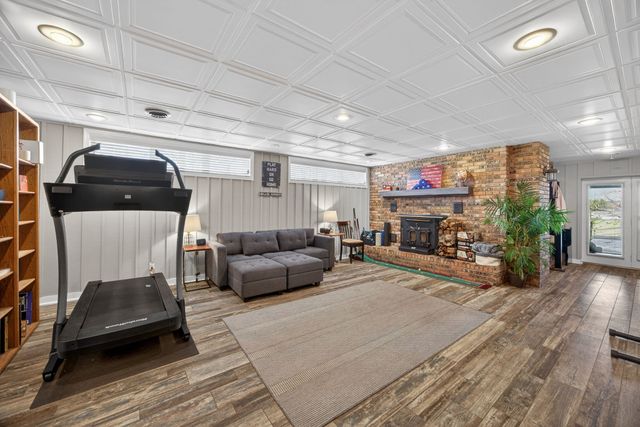 719 Monterey Hwy, Livingston, TN 38570