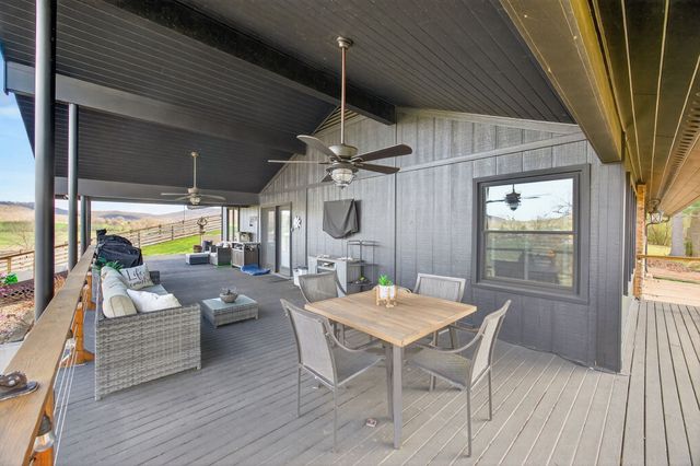 719 Monterey Hwy, Livingston, TN 38570