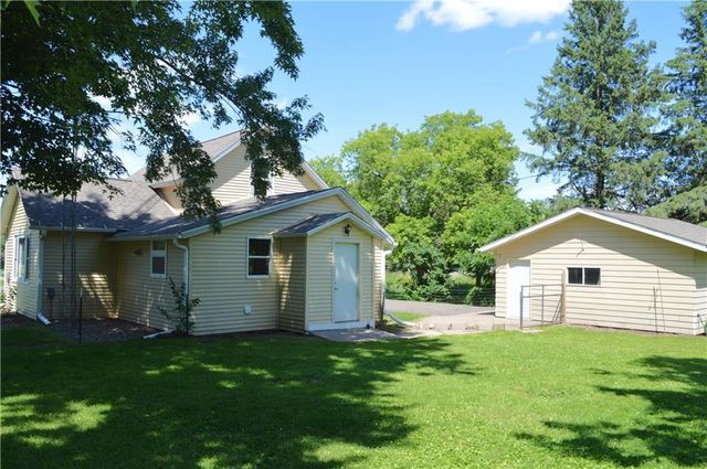 301 E Chetac Avenue, Birchwood, WI 54817