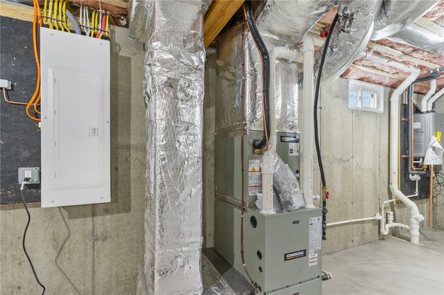 106 Child Lane, Warwick, RI 02886